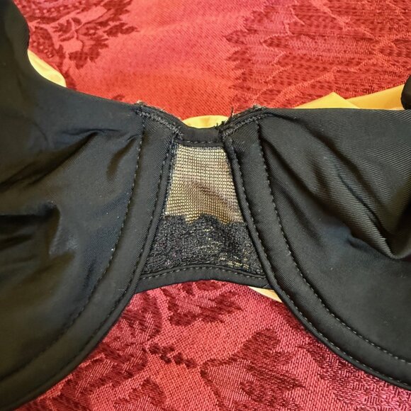 Calvin Klein 36C Bras Set of 2 Soft Cup Underwire Black Tan T-shirt 2 prong clos - Picture 3 of 6